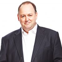 CLASSIC FM presenter returns to host the HANNELLS Darley Park Concert